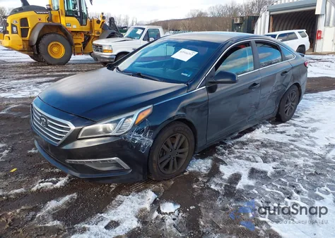 2015 Hyundai Sonata Se z USA, uszkodzony, nr VIN 5NPE24AF4FH237998